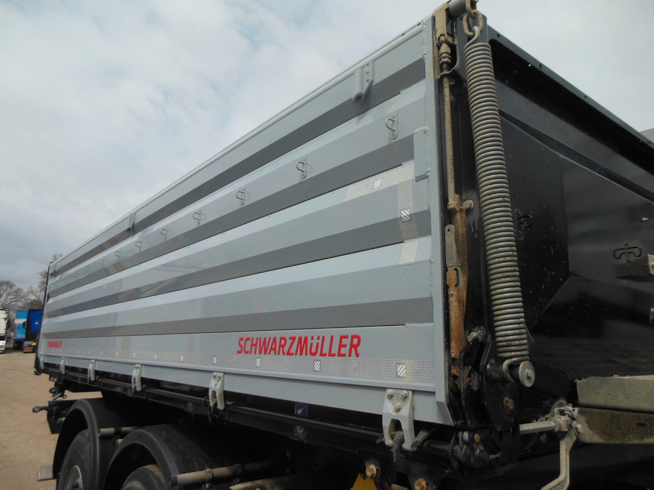 Kipper Anhänger Schwarzmüller TKIA 2/E: das Bild 10 Kipper Anhänger Schwarzmüller TKIA 2/E: das Bild 10