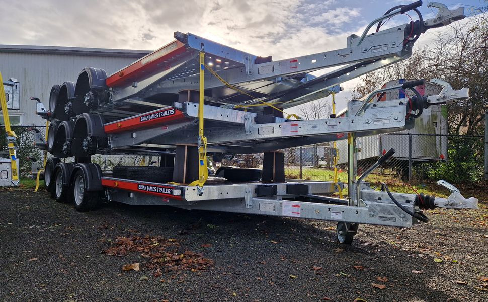 Brian James A4 Transporter 500x200cm redline 2600kg - Autotransporter Anhänger: das Bild 1 Brian James A4 Transporter 500x200cm redline 2600kg - Autotransporter Anhänger: das Bild 1
