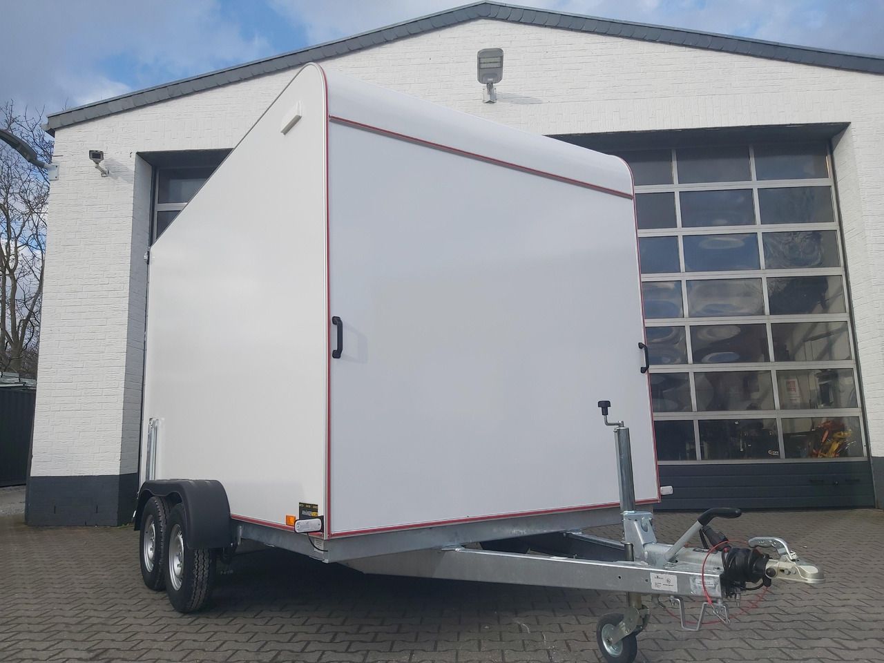 Koffer Anhänger Koffer TFS 360T.01 2700 360x200x210cm aero Heckrampe Zurrsystem (L) 100km/h 2700kg: das Bild 6