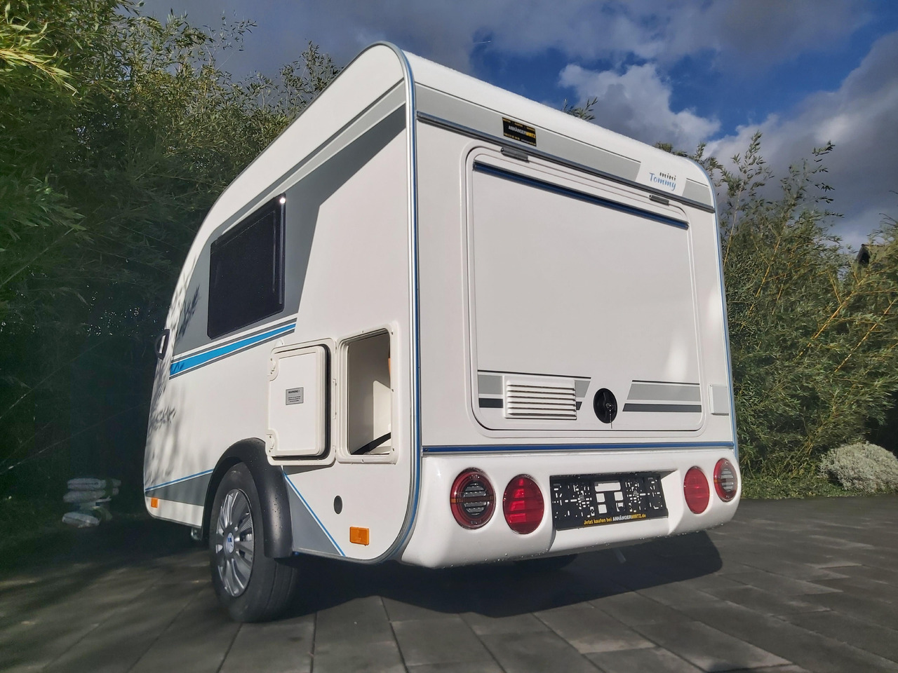 Wohnwagen Mini Camper Mini Tommy TMC25 252x140x121cm aero V1 Küche 12V/230V 100km/H 750kg gebremst Modell 24: das Bild 8