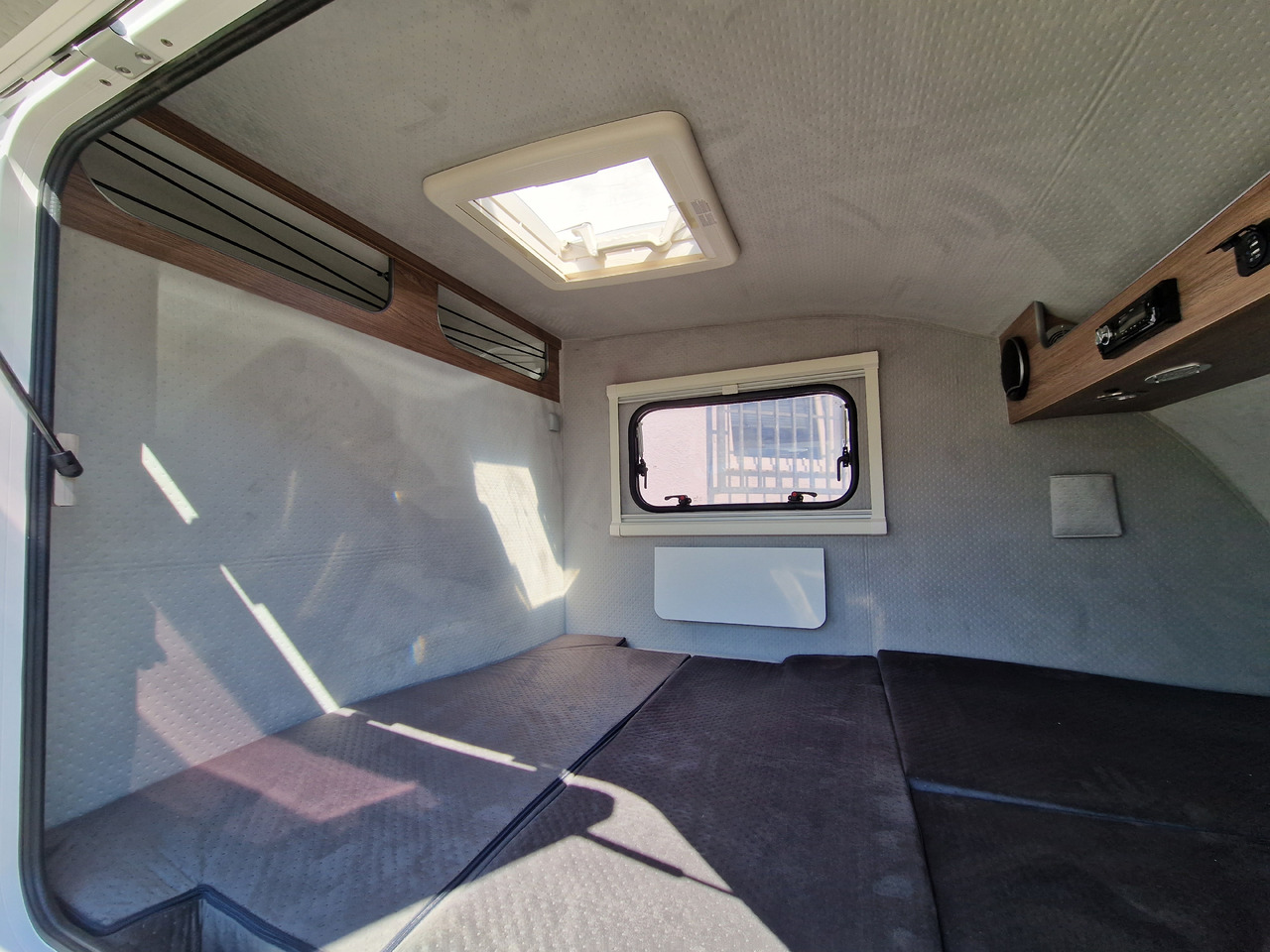Wohnwagen Mini Camper Mini Tommy TMC25 252x140x121cm aero V1 Küche 12V/230V 100km/H 750kg gebremst Modell 24: das Bild 22