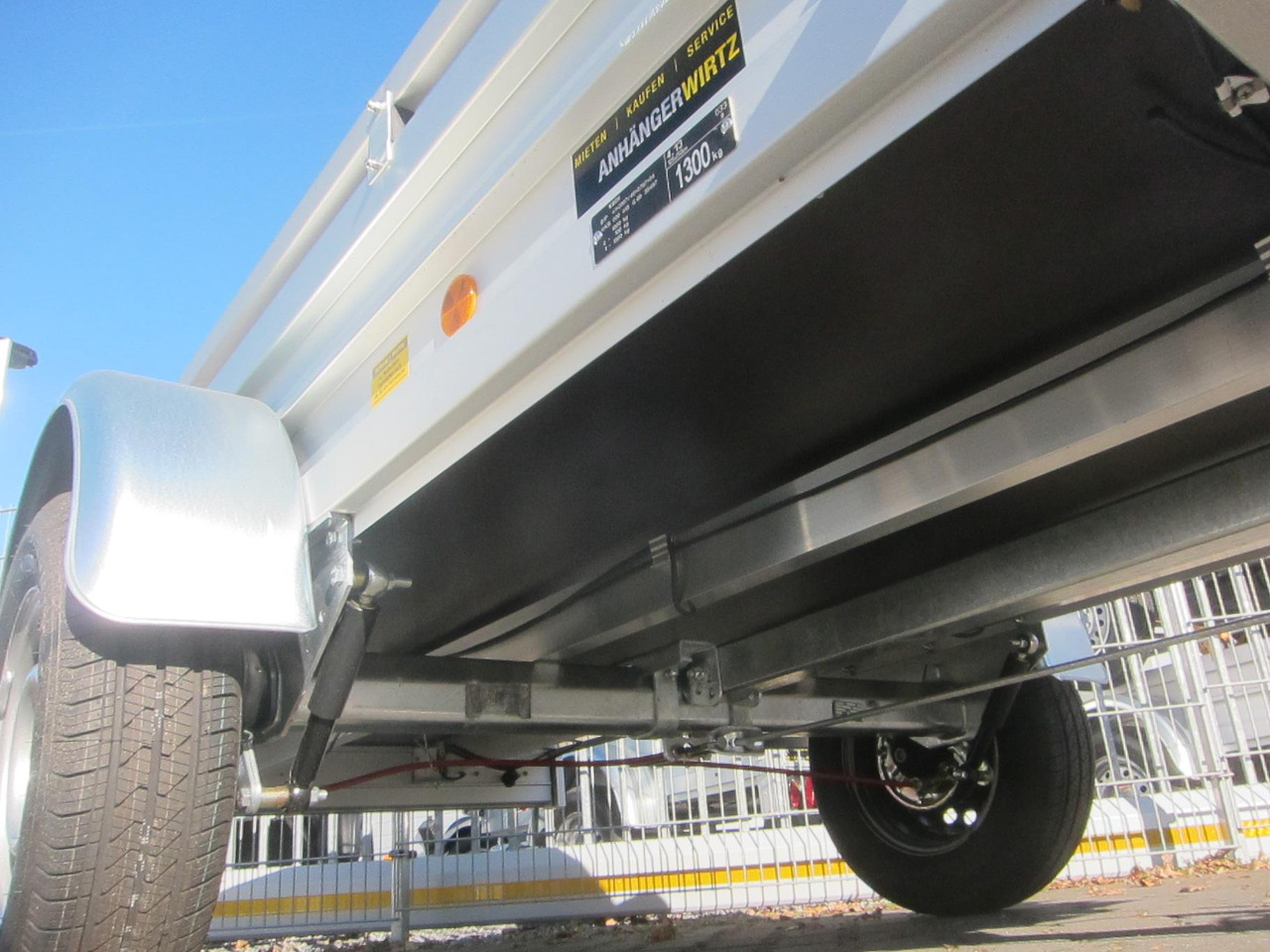 PKW Anhänger Koch Aluline 4.13 250x125x44cm (S) 1300kg 100 km/H Online Aktion Modell 2024 - PKW Anhänger: das Bild 5 PKW Anhänger Koch Aluline 4.13 250x125x44cm (S) 1300kg 100 km/H Online Aktion Modell 2024 - PKW Anhänger: das Bild 5