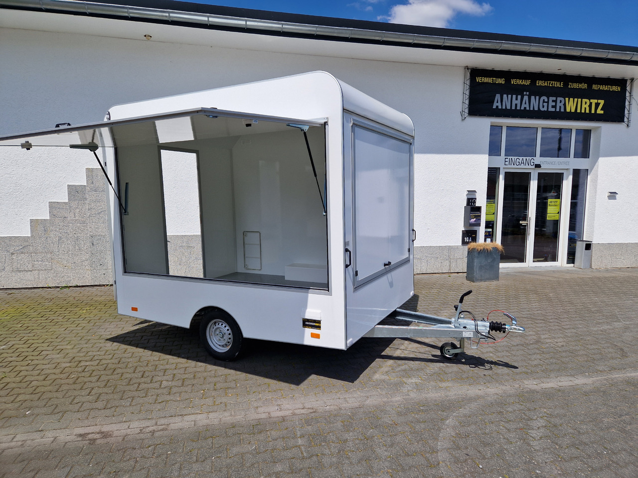 Verkaufsanhänger VK 300 220 aero retro 300x220x230cm 2 Verkaufsklappen rechts & vorn Hecktür 1300kg - Verkaufsanhänger: das Bild 2 Verkaufsanhänger VK 300 220 aero retro 300x220x230cm 2 Verkaufsklappen rechts & vorn Hecktür 1300kg - Verkaufsanhänger: das Bild 2