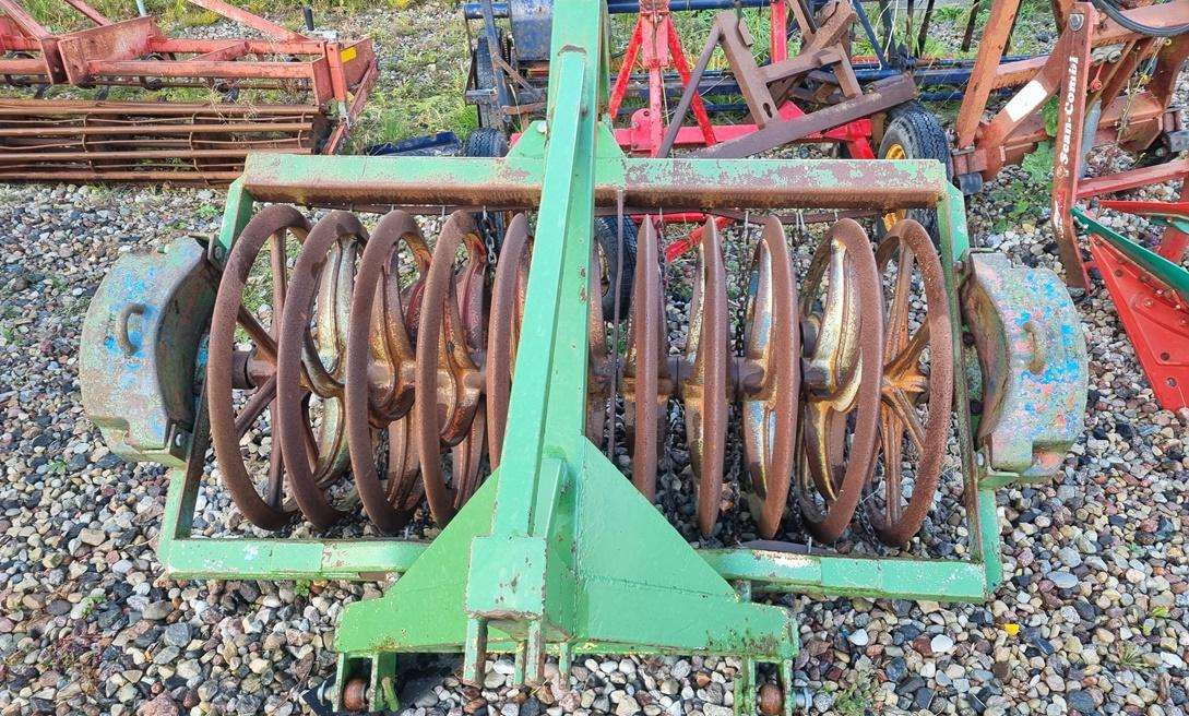 Dalbo Scan Packer - Ackerwalze: das Bild 3 Dalbo Scan Packer - Ackerwalze: das Bild 3