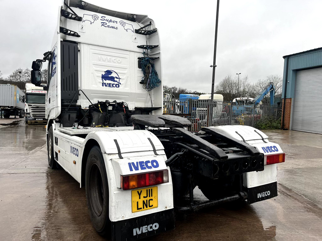 Iveco Stralis 450 4x2 - Sattelzugmaschine: das Bild 3 Iveco Stralis 450 4x2 - Sattelzugmaschine: das Bild 3