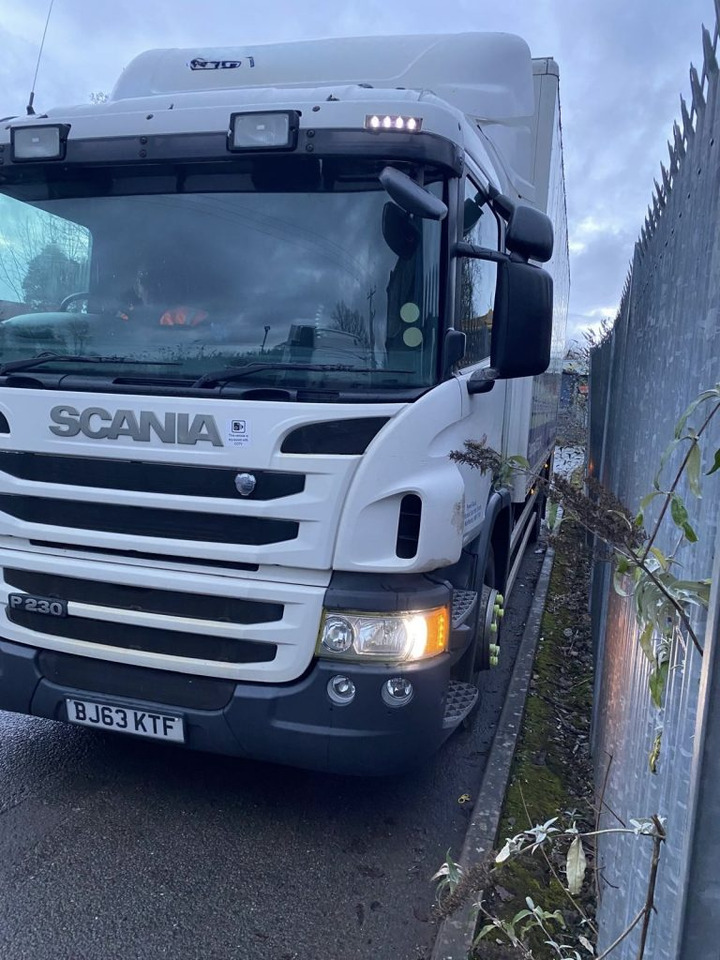 Scania P230 4x2 Box Van - Koffer Transporter: das Bild 2 Scania P230 4x2 Box Van - Koffer Transporter: das Bild 2