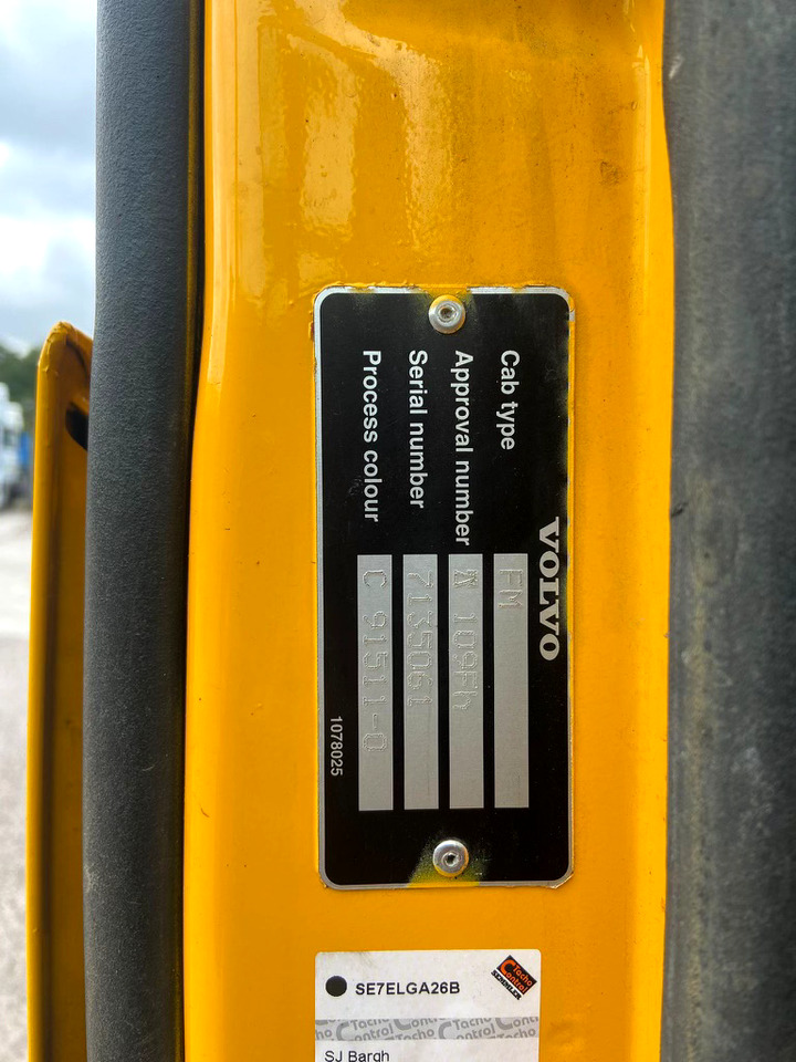 VOLVO FM9 340 6x2 - Leasing VOLVO FM9 340 6x2: das Bild 12