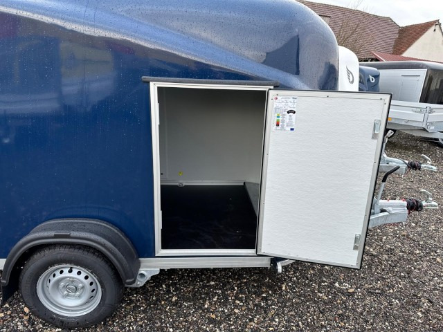 Cheval Liberte Debon Fourgon Cargo 2 Poly + Türe blau 1300 kg, 100 km/h, 300x155x168cm - Koffer Anhänger: das Bild 4 Cheval Liberte Debon Fourgon Cargo 2 Poly + Türe blau 1300 kg, 100 km/h, 300x155x168cm - Koffer Anhänger: das Bild 4