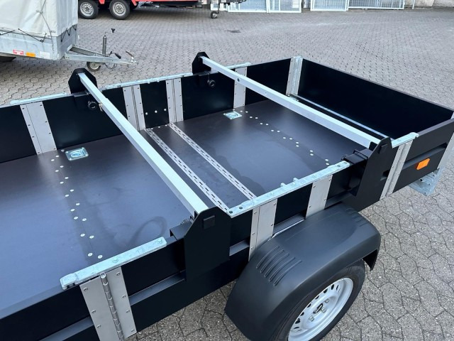 Faltos Blackline mit Fahrradträger, 750 kg, 2420 x 1420 x 300 mm - PKW Anhänger: das Bild 3 Faltos Blackline mit Fahrradträger, 750 kg, 2420 x 1420 x 300 mm - PKW Anhänger: das Bild 3