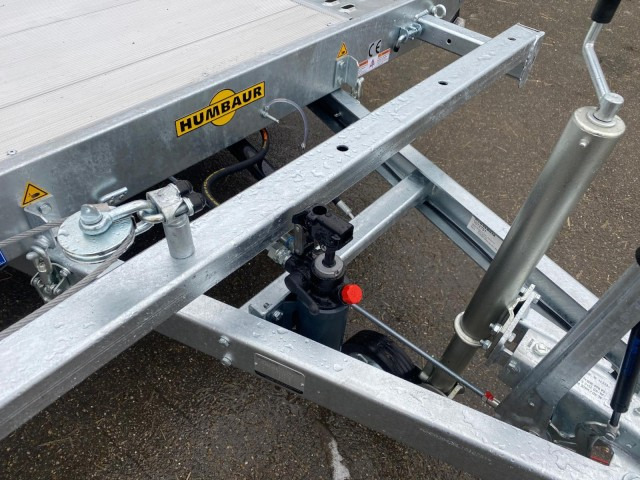 Humbaur Autotransportanhänger MTK 304722, 4700 x 2180 x 0 mm, 3,0 to. - Autotransporter Anhänger: das Bild 4 Humbaur Autotransportanhänger MTK 304722, 4700 x 2180 x 0 mm, 3,0 to. - Autotransporter Anhänger: das Bild 4