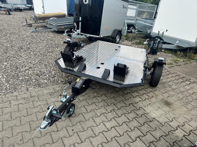 Lorries Motorradanhänger MT-2, 0,75 to. 240 x 174 cm, Alufelgen - Motorradanhänger: das Bild 1 Lorries Motorradanhänger MT-2, 0,75 to. 240 x 174 cm, Alufelgen - Motorradanhänger: das Bild 1