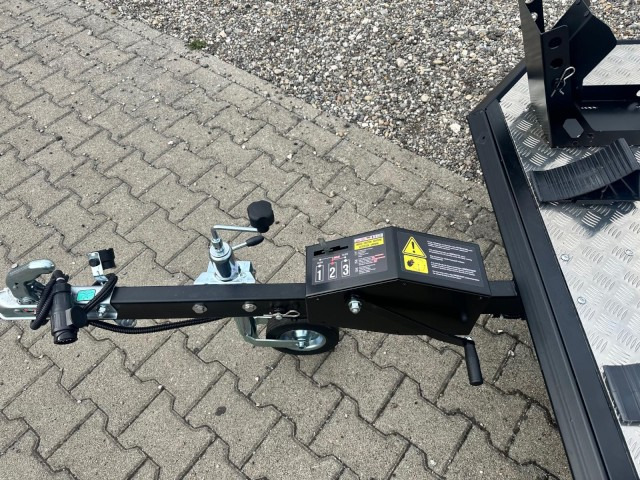 Lorries Motorradanhänger MT-2, 0,75 to. 240 x 174 cm, absenkbar - Motorradanhänger: das Bild 3 Lorries Motorradanhänger MT-2, 0,75 to. 240 x 174 cm, absenkbar - Motorradanhänger: das Bild 3