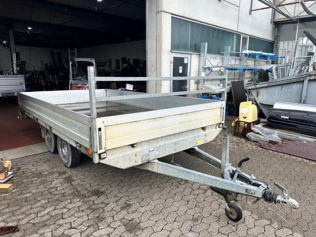 Saris Hochlader PL 406 224, 3,5 to. 4060 x 2240 x 350 mm - PKW Anhänger: das Bild 1 Saris Hochlader PL 406 224, 3,5 to. 4060 x 2240 x 350 mm - PKW Anhänger: das Bild 1