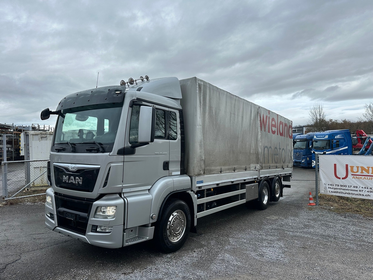 MAN TGS 26.400 6x2 - Plane LKW: das Bild 1 MAN TGS 26.400 6x2 - Plane LKW: das Bild 1