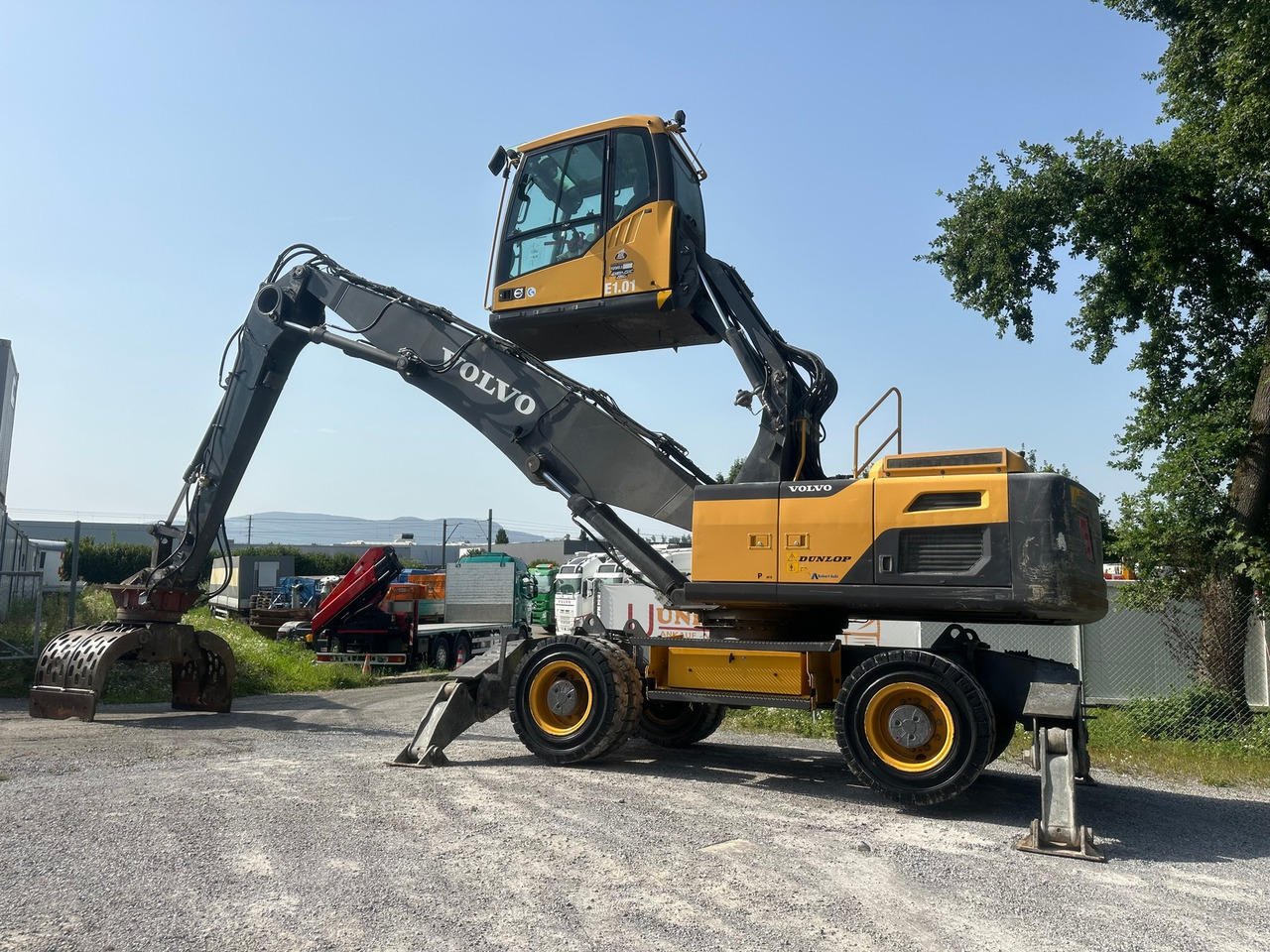 VOLVO EW210D Greifer - Bagger: das Bild 1 VOLVO EW210D Greifer - Bagger: das Bild 1