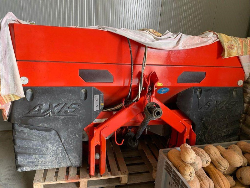 Kuhn Axis 40.1 W - Düngerstreuer: das Bild 1 Kuhn Axis 40.1 W - Düngerstreuer: das Bild 1