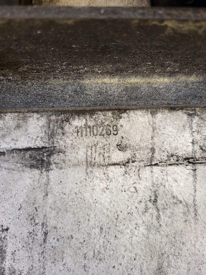 Volvo silencer - Ersatzteile für Lader: das Bild 2 Volvo silencer - Ersatzteile für Lader: das Bild 2