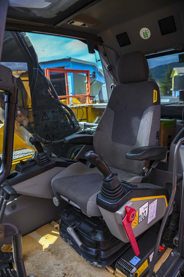 VOLVO EC220EL - Leasing VOLVO EC220EL: das Bild 48 VOLVO EC220EL - Leasing VOLVO EC220EL: das Bild 48