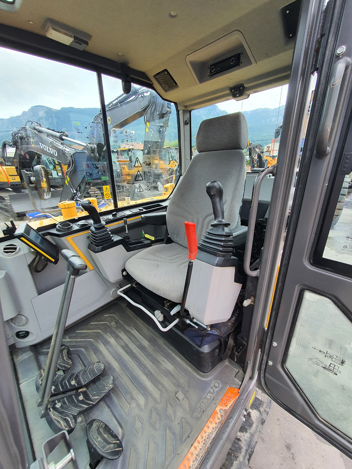 Minibagger VOLVO EC60E: das Bild 26