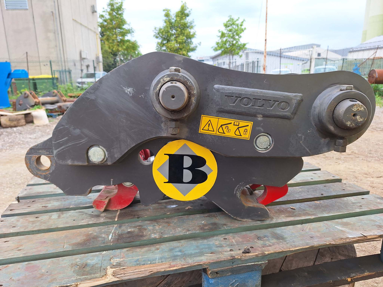 Volvo 14736062 Volvo EC140, ECR145, EW140 - Schnellwechsler für Baumaschine: das Bild 5 Volvo 14736062 Volvo EC140, ECR145, EW140 - Schnellwechsler für Baumaschine: das Bild 5