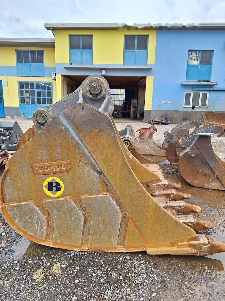 Volvo Digging bucket 1500 mm - Baggerschaufel: das Bild 2 Volvo Digging bucket 1500 mm - Baggerschaufel: das Bild 2