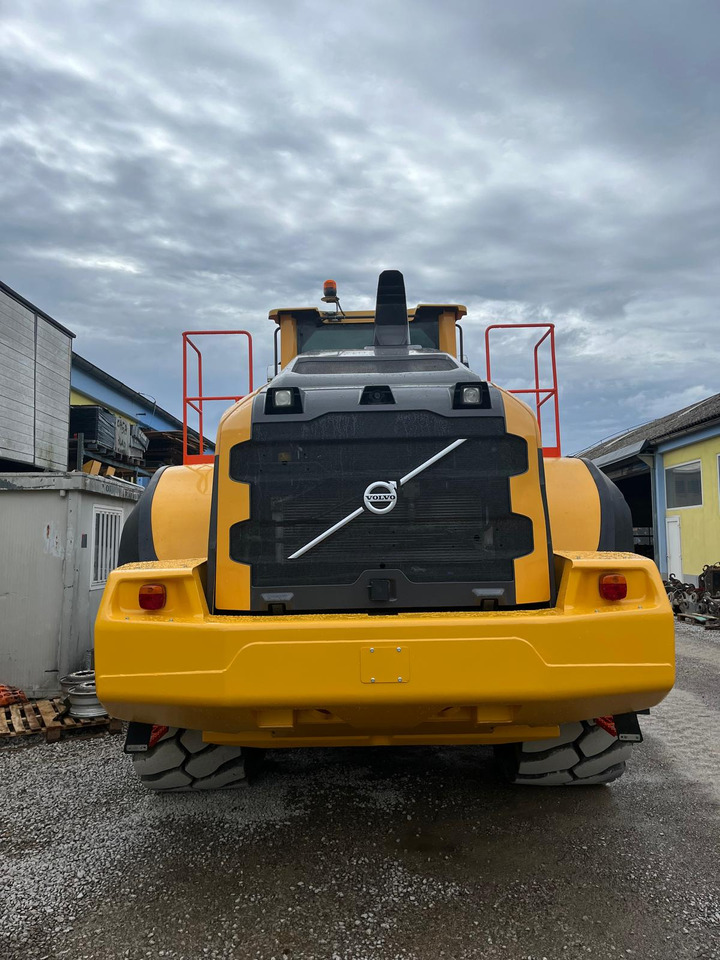 Volvo L220H - Radlader: das Bild 2 Volvo L220H - Radlader: das Bild 2