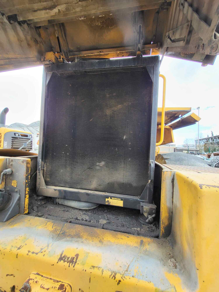 Volvo radiator - Kühler für Lader: das Bild 2 Volvo radiator - Kühler für Lader: das Bild 2