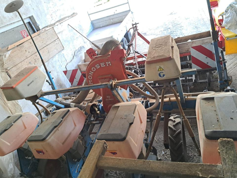 Monosem Pneumatisches Maissägerät 4-Reihig - Einzelkornsämaschine: das Bild 4 Monosem Pneumatisches Maissägerät 4-Reihig - Einzelkornsämaschine: das Bild 4