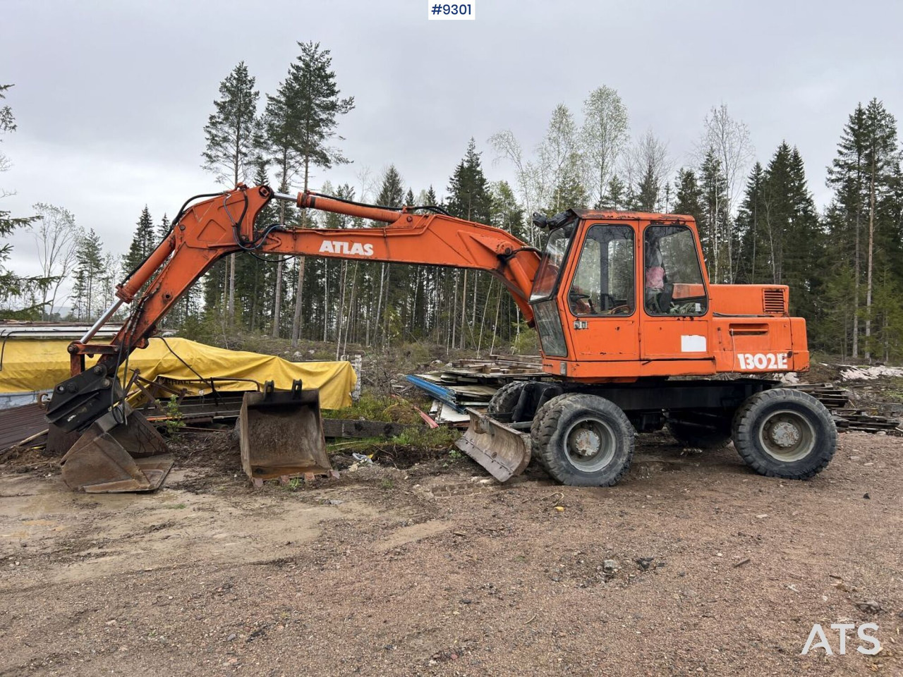 Mobilbagger Atlas 1302 E Wheeled excavator with attachments (VIDEO): das Bild 12