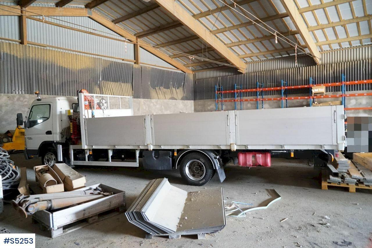 Crane truck with flat Mitsubishi Canter 7C15 - Autokran: das Bild 2 Crane truck with flat Mitsubishi Canter 7C15 - Autokran: das Bild 2