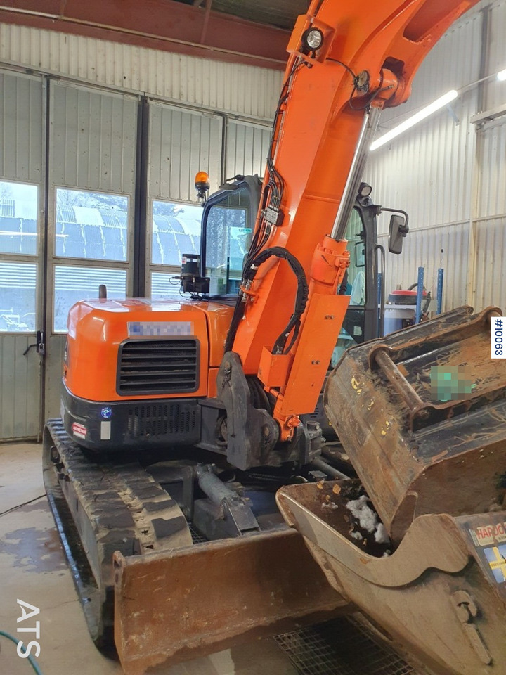 Doosan DX85R-3 Crawler Excavator with tiltrotator and attachments - Kettenbagger: das Bild 1 Doosan DX85R-3 Crawler Excavator with tiltrotator and attachments - Kettenbagger: das Bild 1