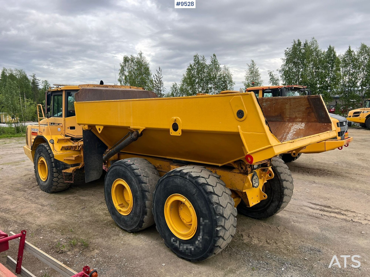 Dumper Volvo A25D 6X6 (SEE VIDEO) - Knickgelenkter Dumper: das Bild 3 Dumper Volvo A25D 6X6 (SEE VIDEO) - Knickgelenkter Dumper: das Bild 3