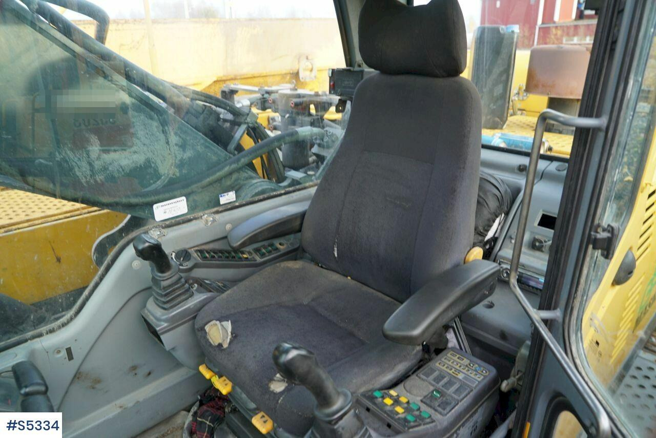 EXCAVATOR Volvo EC360 BLC WITH BUCKET - Bagger: das Bild 5 EXCAVATOR Volvo EC360 BLC WITH BUCKET - Bagger: das Bild 5