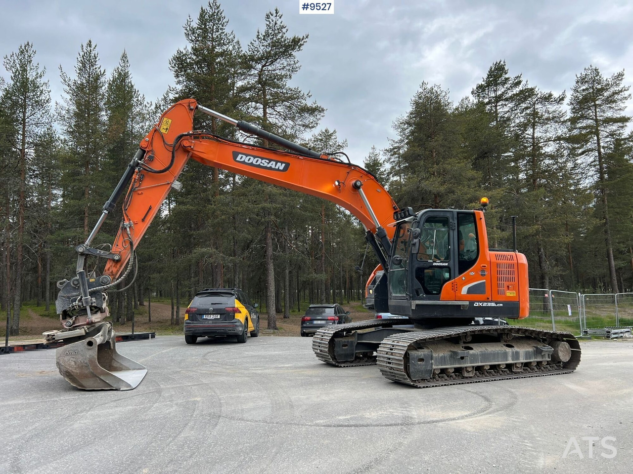 Excavator Doosan DX235 LCR-5 with excavator system (SEE VIDEO) - Kettenbagger: das Bild 2 Excavator Doosan DX235 LCR-5 with excavator system (SEE VIDEO) - Kettenbagger: das Bild 2