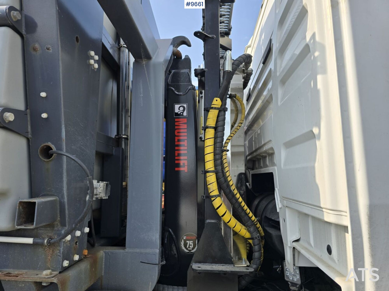 Hooklift Truck MAN TGX 25.500 - Abrollkipper: das Bild 5 Hooklift Truck MAN TGX 25.500 - Abrollkipper: das Bild 5