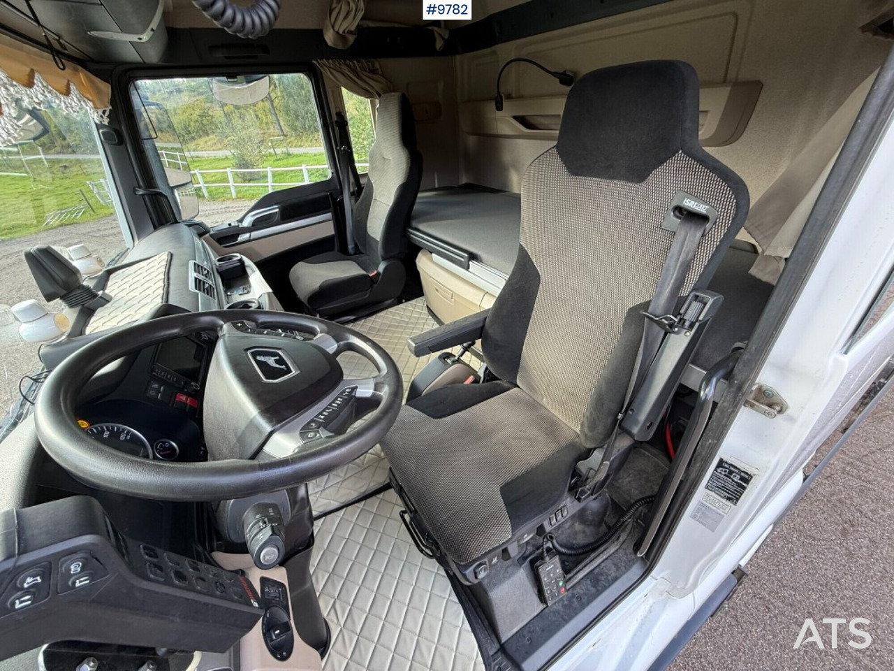 Hooklift Truck MAN TGX 26.500 6X2 - Abrollkipper: das Bild 5 Hooklift Truck MAN TGX 26.500 6X2 - Abrollkipper: das Bild 5