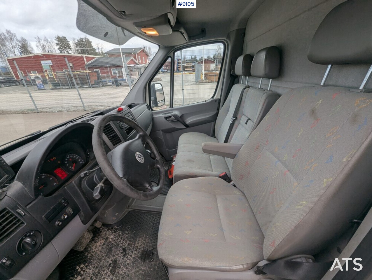 Pickup Crane Truck VW Crafter 50 2.5 TDI with HIAB crane (SEE VIDEO) - Autokran: das Bild 5 Pickup Crane Truck VW Crafter 50 2.5 TDI with HIAB crane (SEE VIDEO) - Autokran: das Bild 5