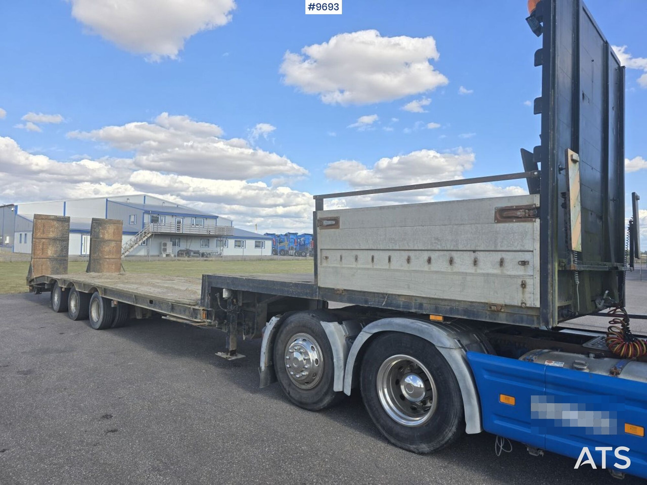 Sattelzugmaschine, Autotransporter Auflieger Scania dragbil med maskintrailer: das Bild 9
