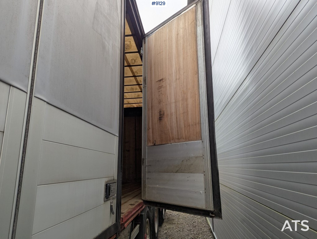 Trailer HRD S01 NTL-S - Koffer Auflieger: das Bild 4 Trailer HRD S01 NTL-S - Koffer Auflieger: das Bild 4