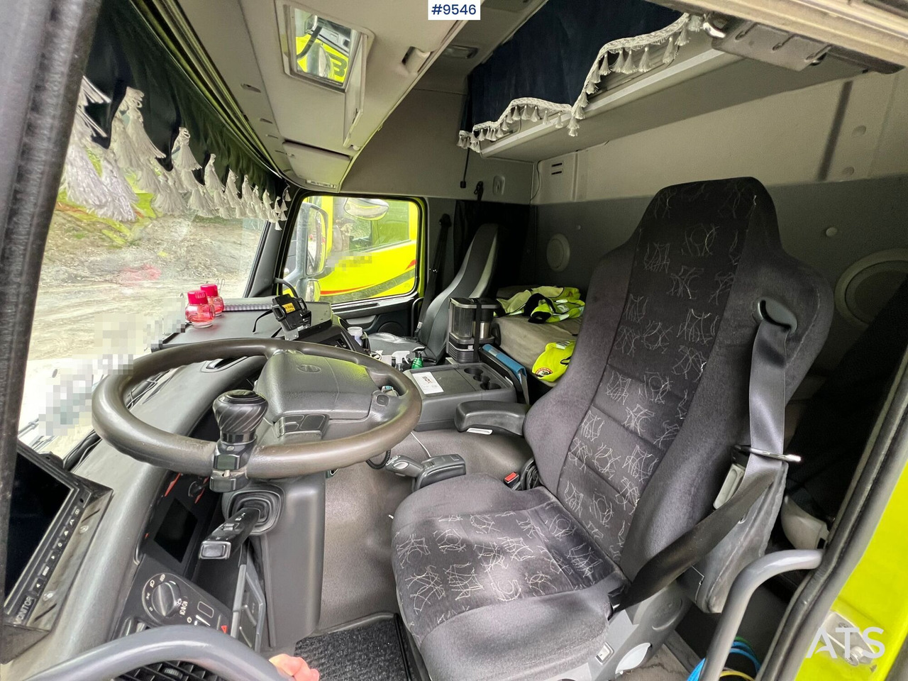 Volvo FM 8*4 Tridem Lastväxlare - Abrollkipper: das Bild 5 Volvo FM 8*4 Tridem Lastväxlare - Abrollkipper: das Bild 5