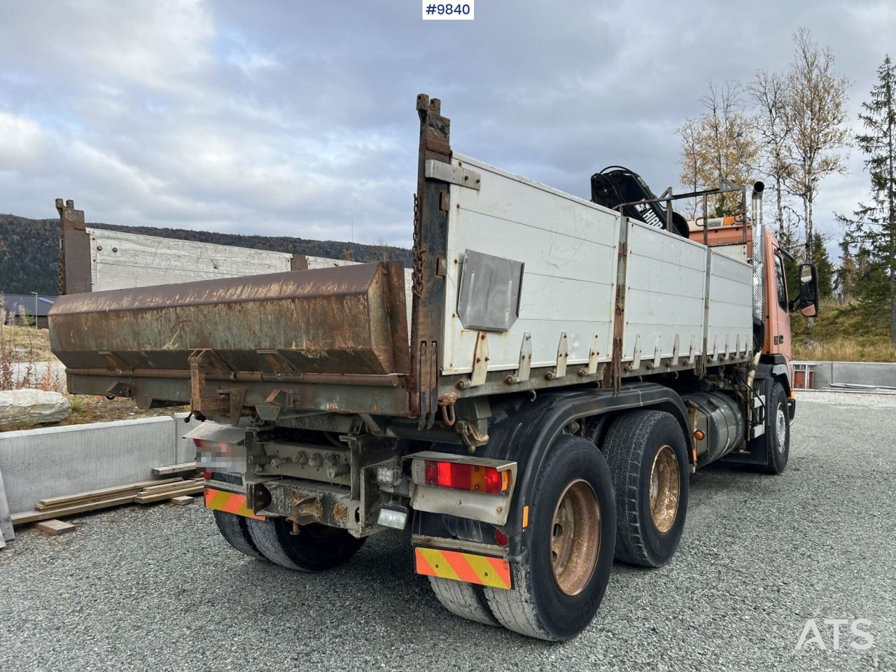 Volvo FM7 crane truck/tipper truck with Hiab 112 (video) - Kipper: das Bild 5 Volvo FM7 crane truck/tipper truck with Hiab 112 (video) - Kipper: das Bild 5