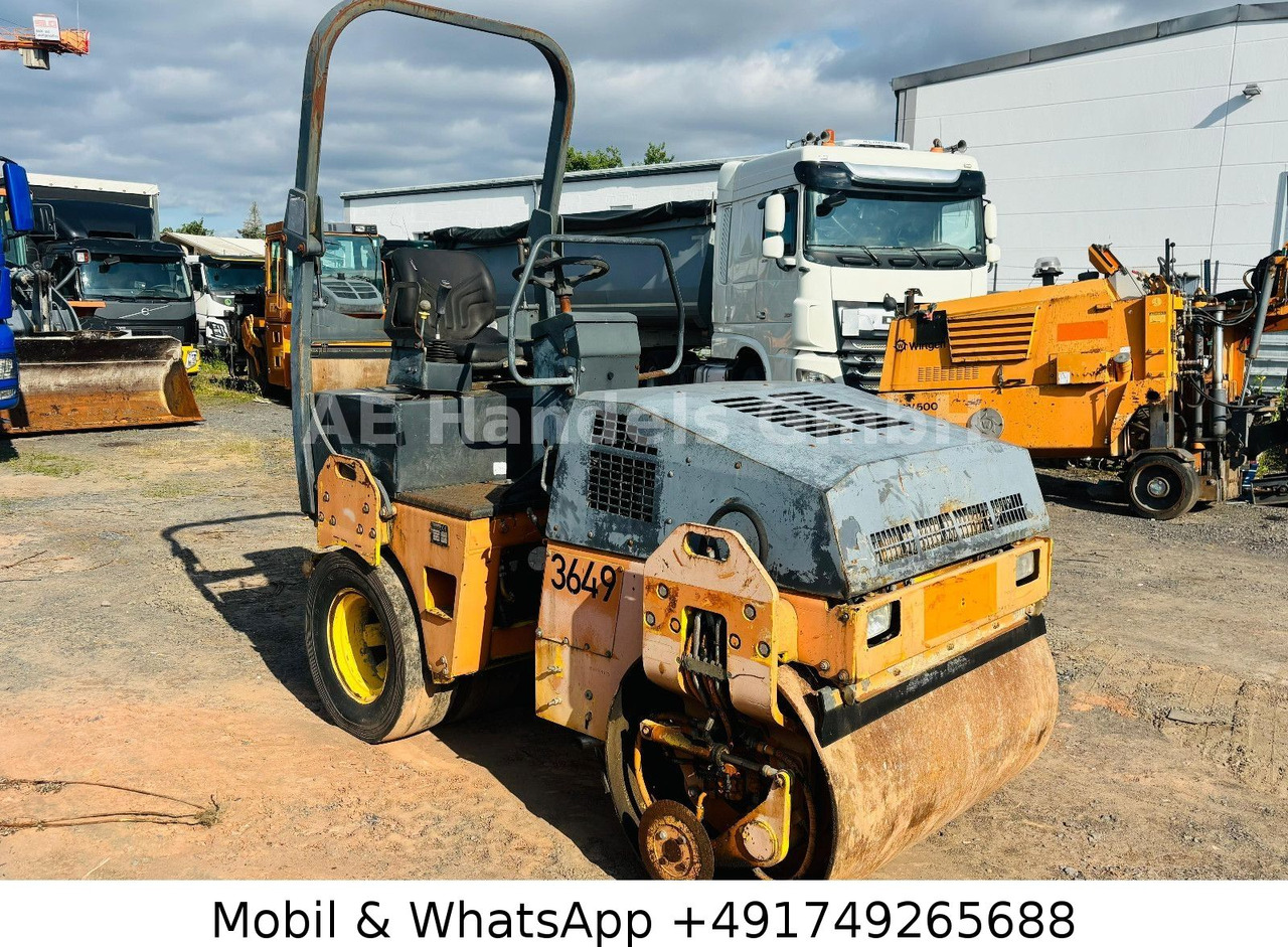 BOMAG Vibrokombiwalze BW 135 AC *Wasserkühlung - Kombiwalze: das Bild 3 BOMAG Vibrokombiwalze BW 135 AC *Wasserkühlung - Kombiwalze: das Bild 3