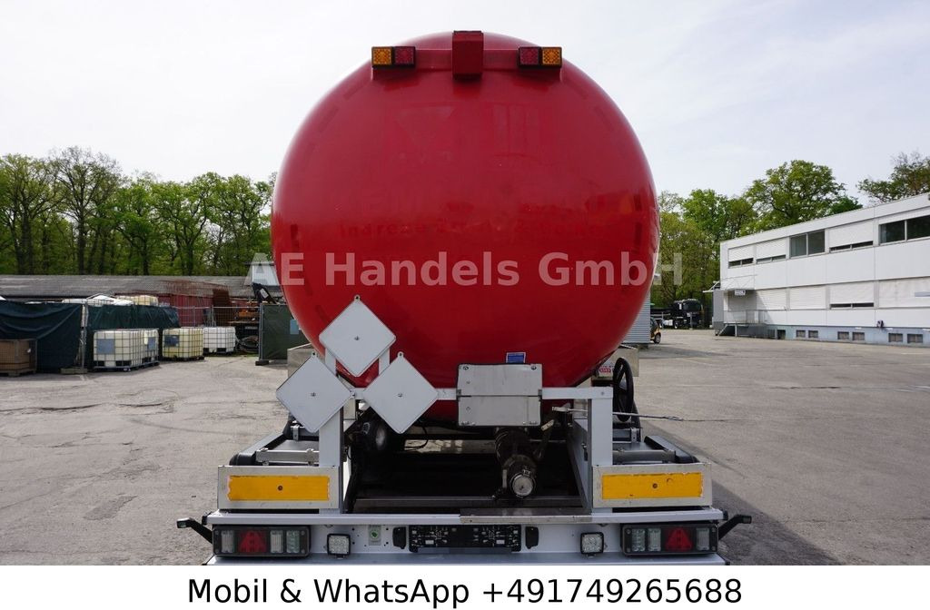 Feldbinder TSA 32.3 Aluminium Bitumen*ADR/32.000Ltr./3-Axle - Tankauflieger: das Bild 4 Feldbinder TSA 32.3 Aluminium Bitumen*ADR/32.000Ltr./3-Axle - Tankauflieger: das Bild 4