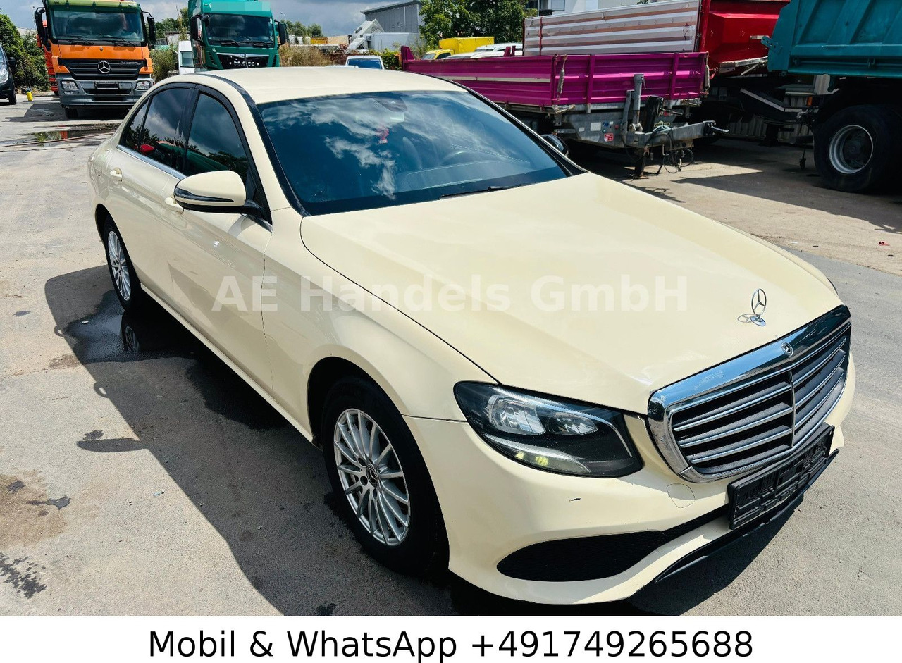 Mercedes-Benz E 220 d *Leder / Sitzheizung / Tempomat - Limousine: das Bild 1 Mercedes-Benz E 220 d *Leder / Sitzheizung / Tempomat - Limousine: das Bild 1