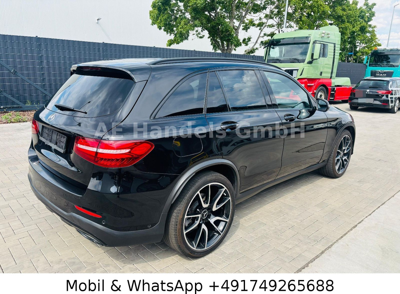Mercedes-Benz GLC 43 AMG BiTurbo 4Matic *Full-Options/Carbon - SUV/ Geländewagen: das Bild 3 Mercedes-Benz GLC 43 AMG BiTurbo 4Matic *Full-Options/Carbon - SUV/ Geländewagen: das Bild 3