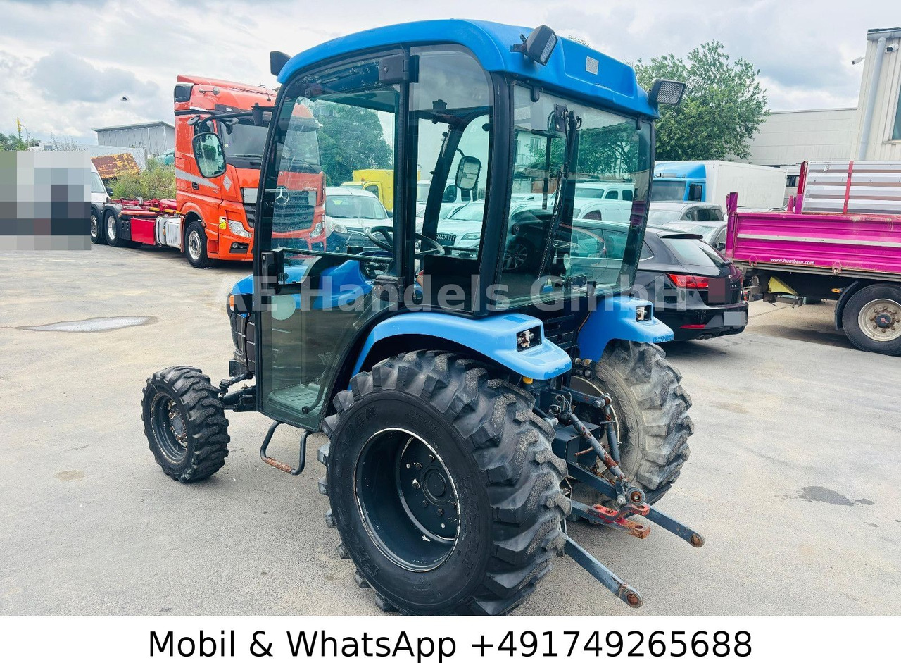 New Holland TC22D Compact Tractor *1500Std./StraßenZulassung - Traktor: das Bild 3 New Holland TC22D Compact Tractor *1500Std./StraßenZulassung - Traktor: das Bild 3