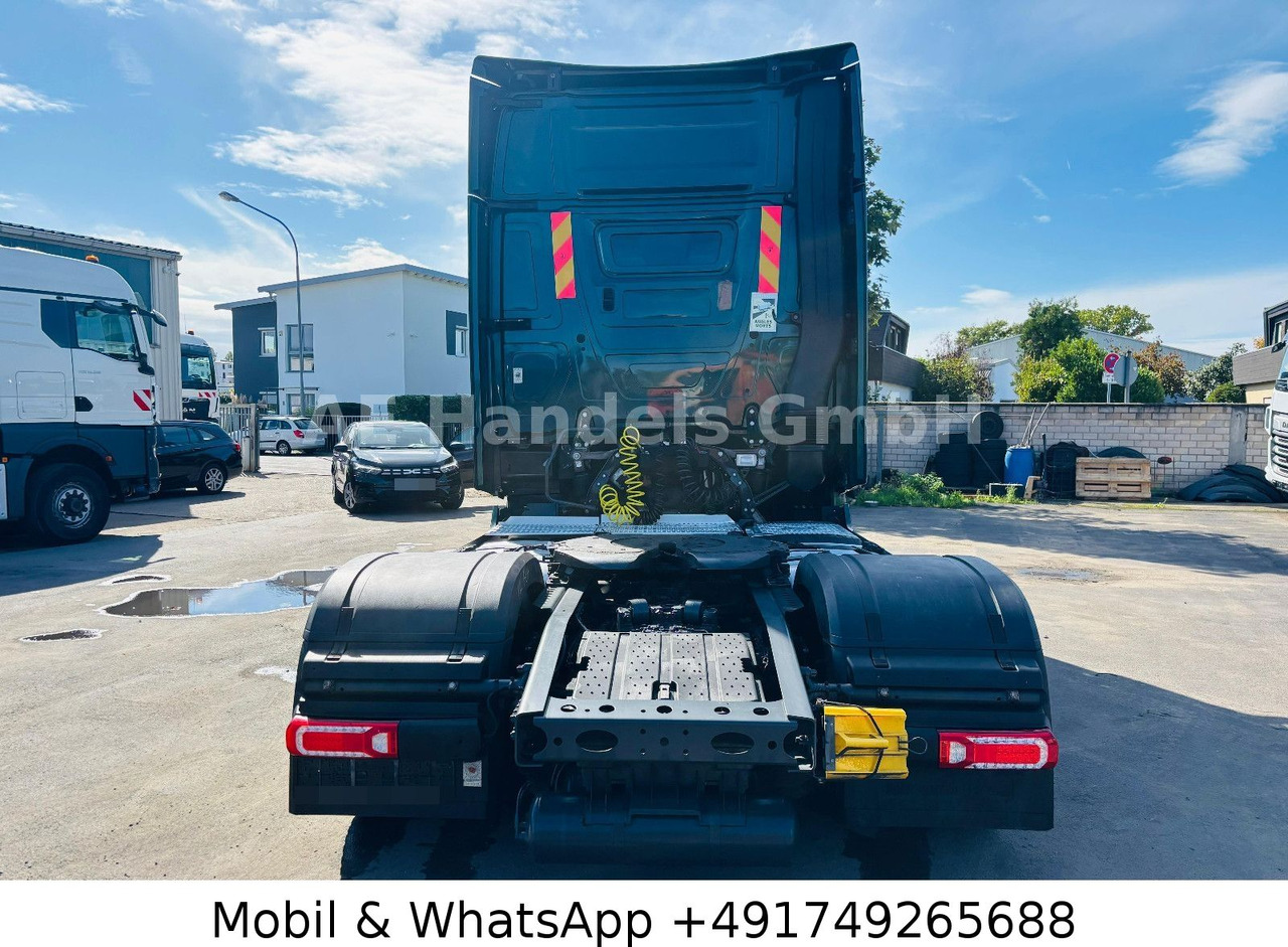 Mercedes-Benz Actros V 1843 L LL LowDeck *Retarder/ACC/2xTank - Sattelzugmaschine: das Bild 4 Mercedes-Benz Actros V 1843 L LL LowDeck *Retarder/ACC/2xTank - Sattelzugmaschine: das Bild 4