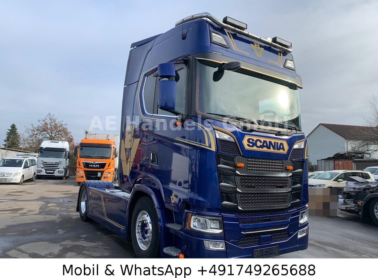 Scania S520 V8 HighLine LL *Retarder/2xTank/Alcoa/Leder - Sattelzugmaschine: das Bild 1 Scania S520 V8 HighLine LL *Retarder/2xTank/Alcoa/Leder - Sattelzugmaschine: das Bild 1