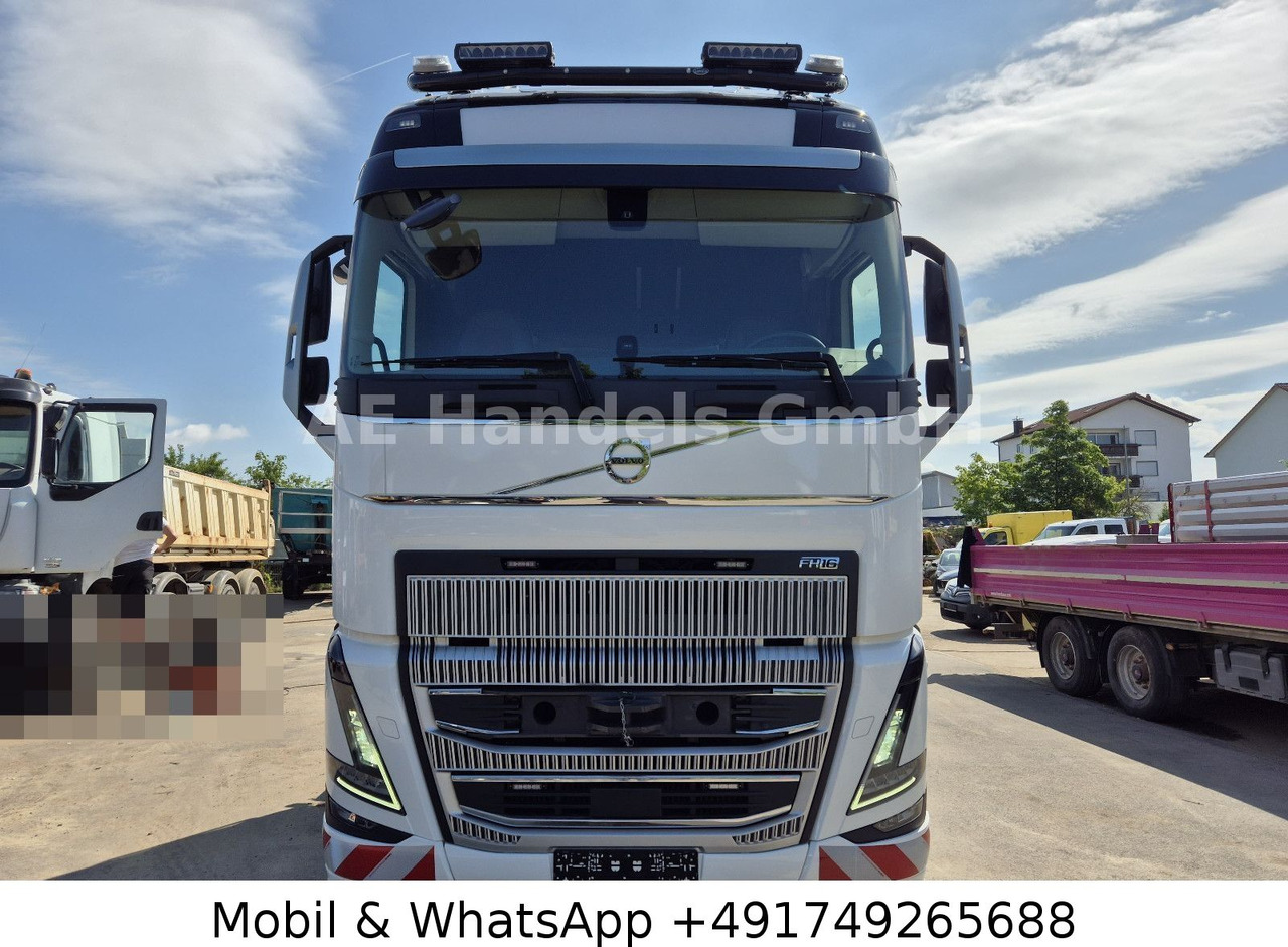 Sattelzugmaschine Volvo FH 750 Globe XL LL 8x4 *Retarder/Turbo-Compound: das Bild 9