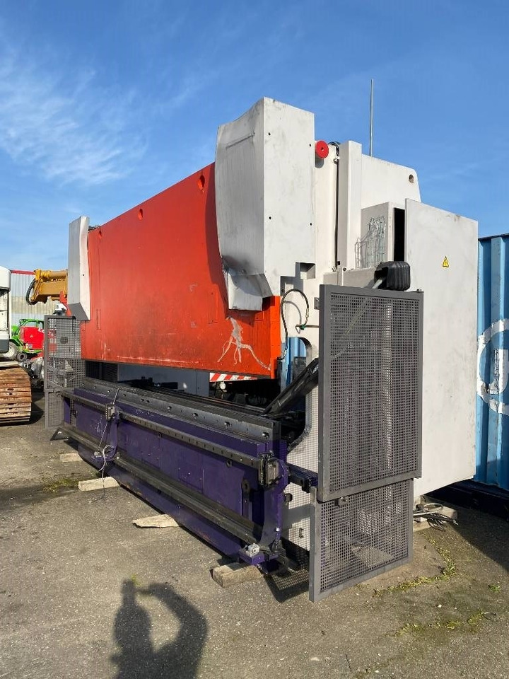 BEYELER Presse/Plieuse PR6 2000KNx4100MM endommagé - Abkantpresse: das Bild 5 BEYELER Presse/Plieuse PR6 2000KNx4100MM endommagé - Abkantpresse: das Bild 5